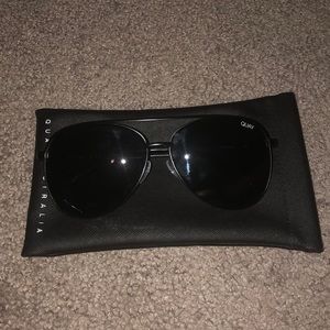 Quay Sunglasses w/ Bag!